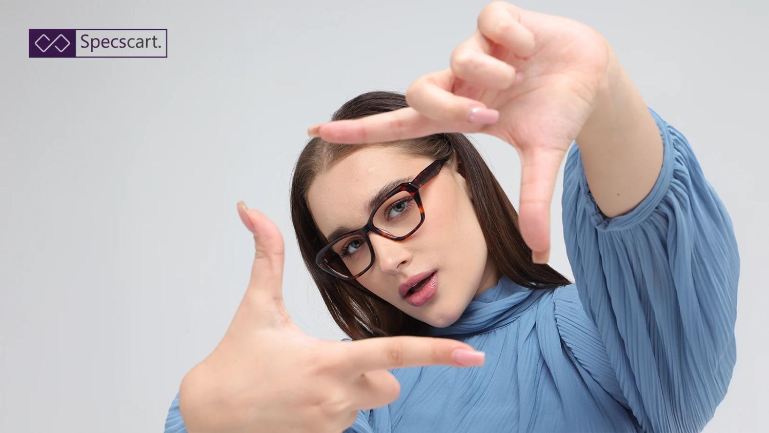 Do I Need Glasses? 7 Signs You Shouldn’t Ignore