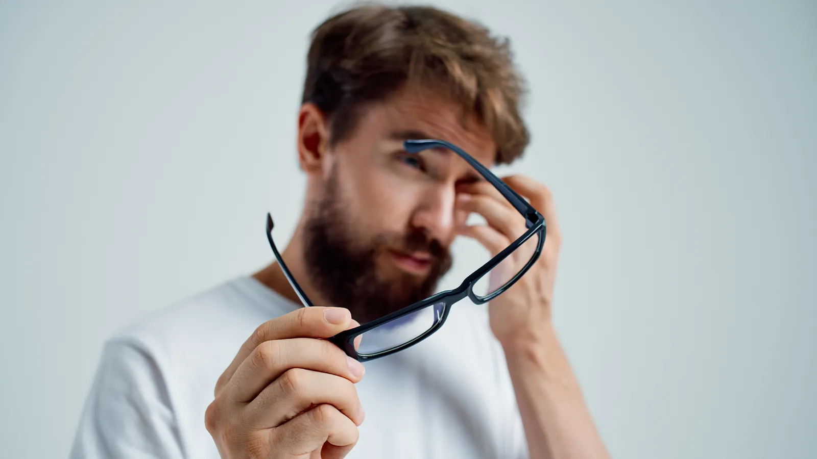 Reasons Behind Blurry Vision in One Eye