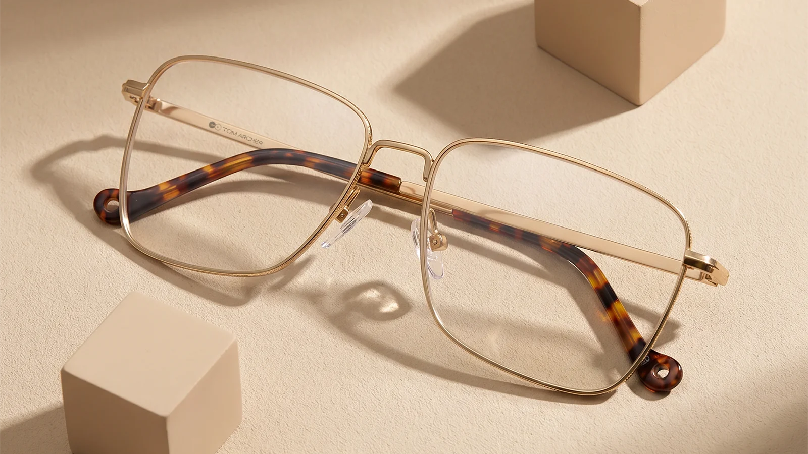 What Makes a Frame Suitable for Varifocal Reglazing