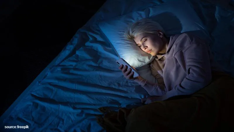 How Blue Light Affects Your Sleep - All You Need To Know How Blue Light Affects Your Sleep - All You Need To Know