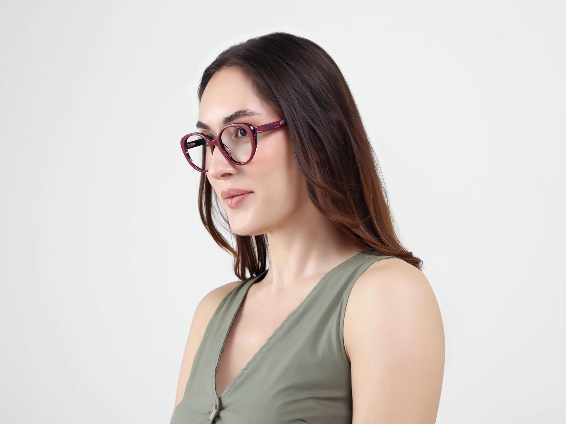 A8084F/2 - Rich Elegance in Maroon