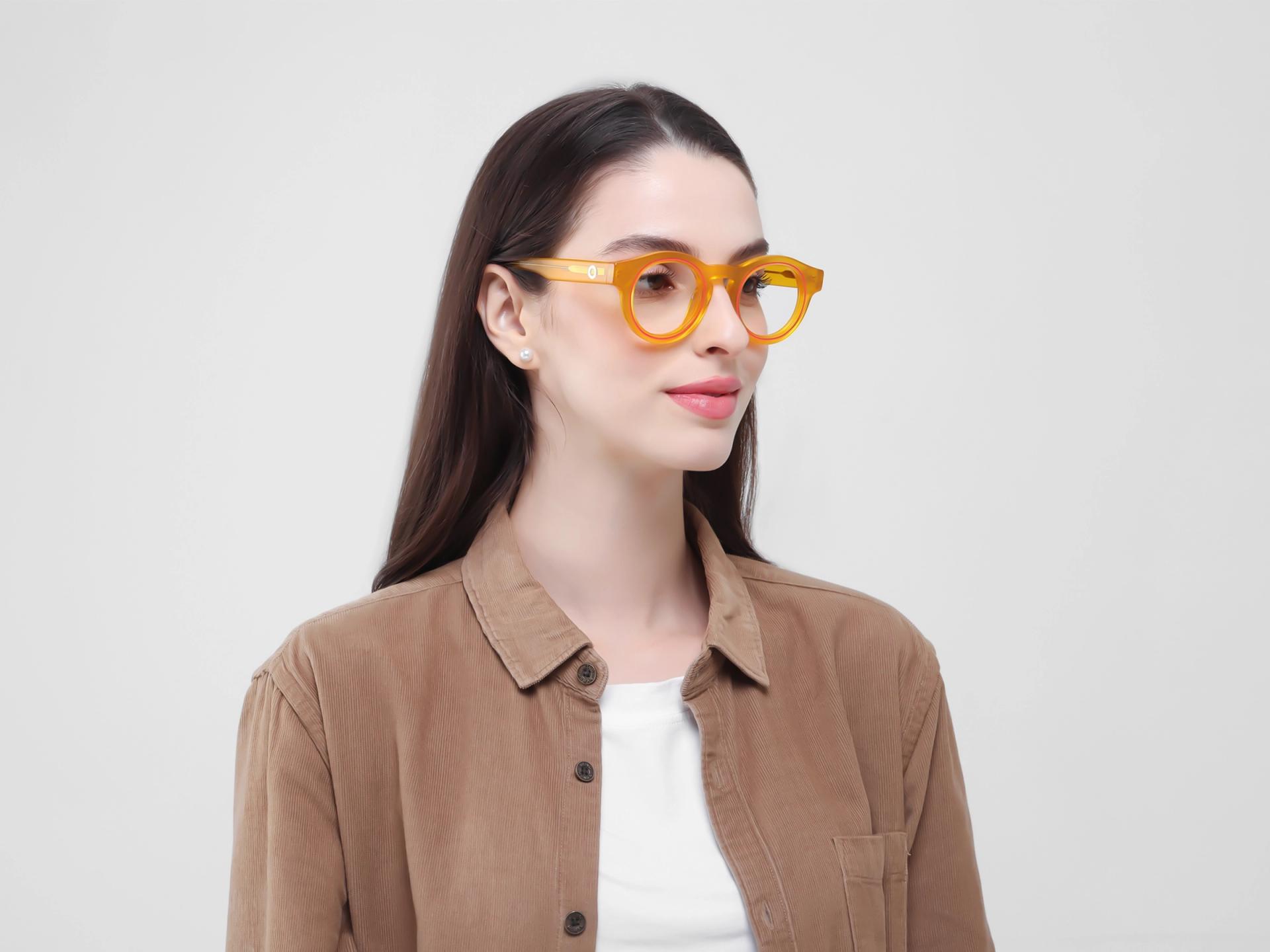 TL1306F/4 - Sunlit Style Statement