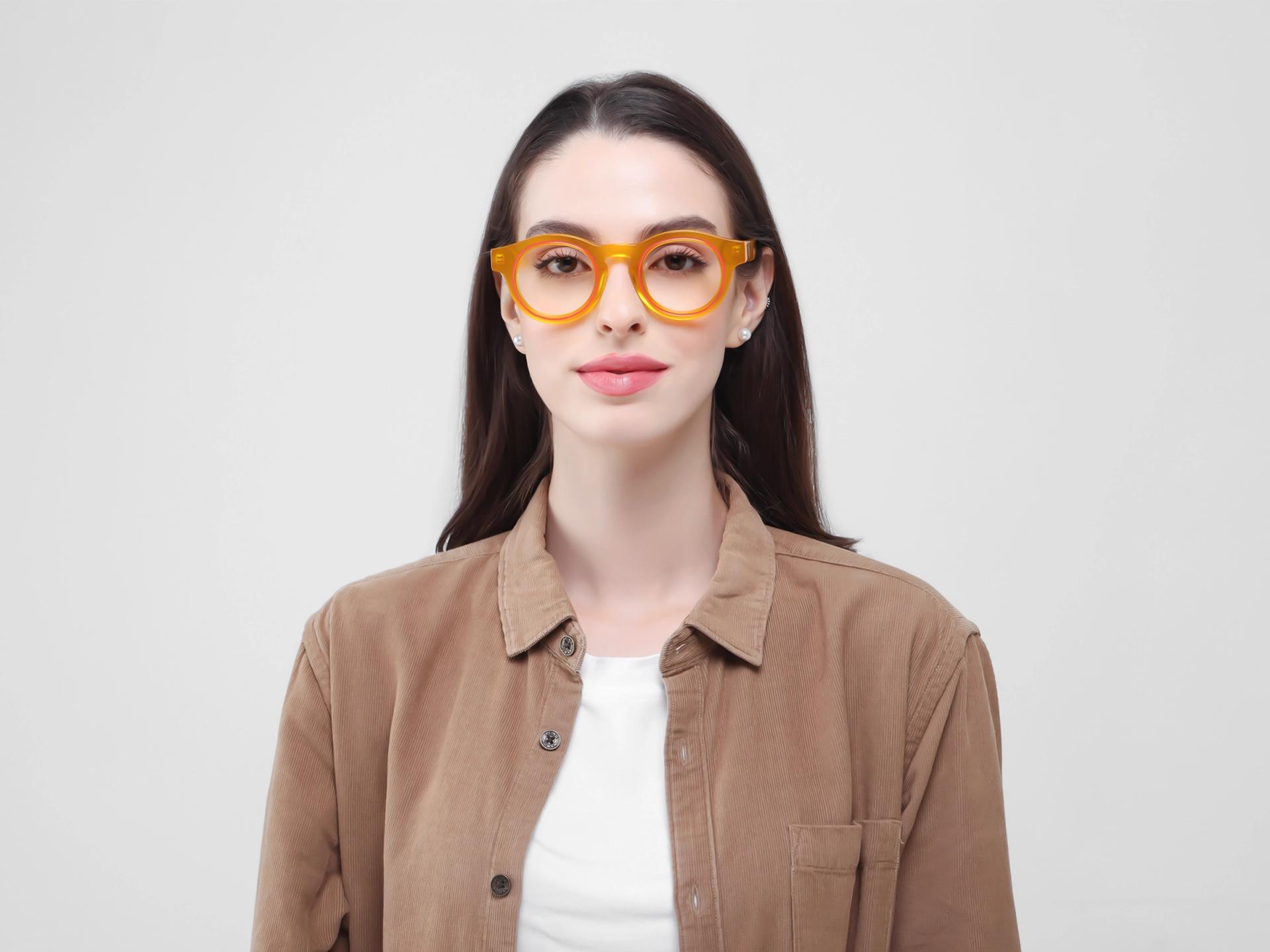 TL1306F/4 - Sunlit Style Statement