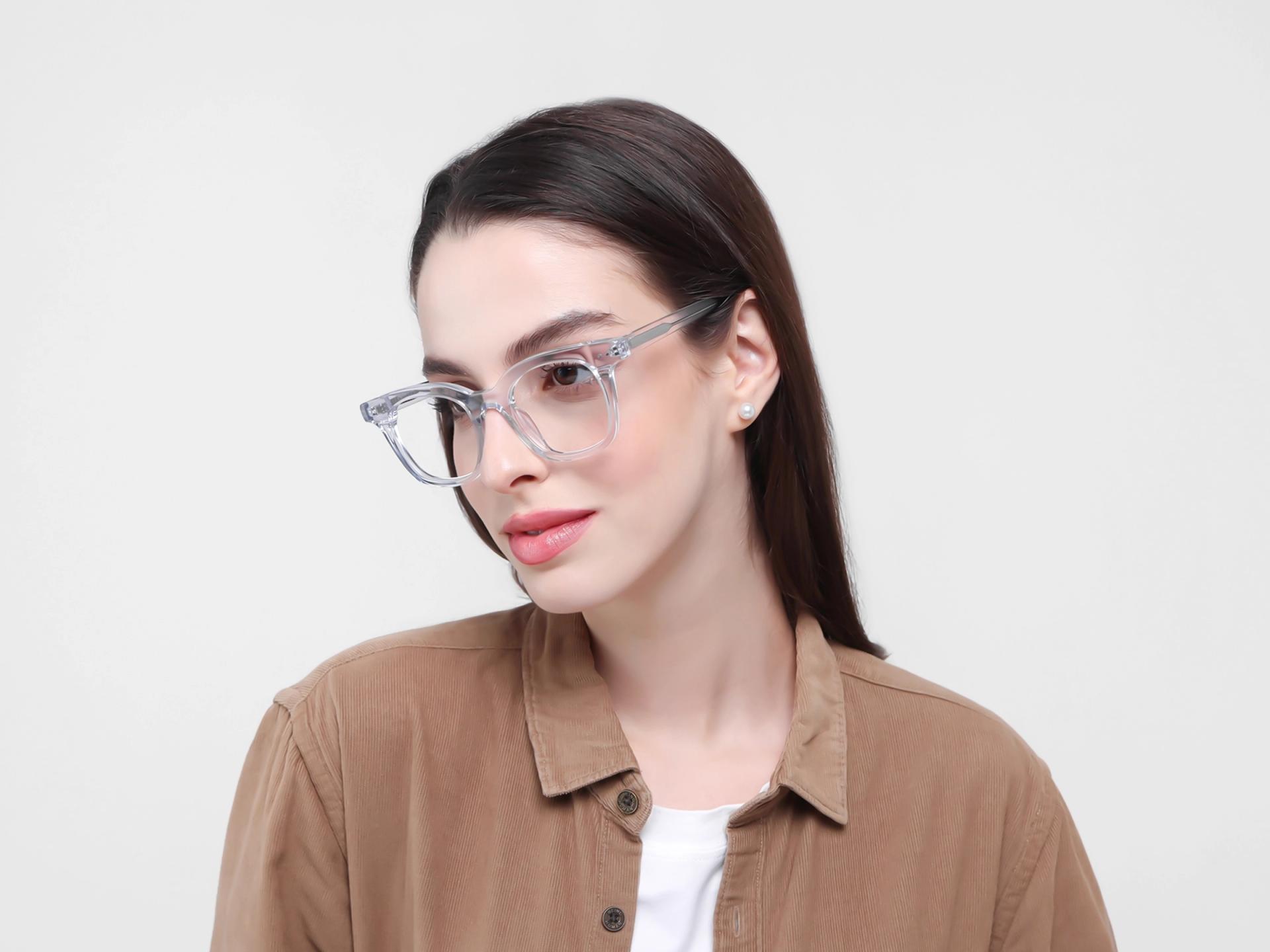 TL1323F/4 - Clear Frame Magic
