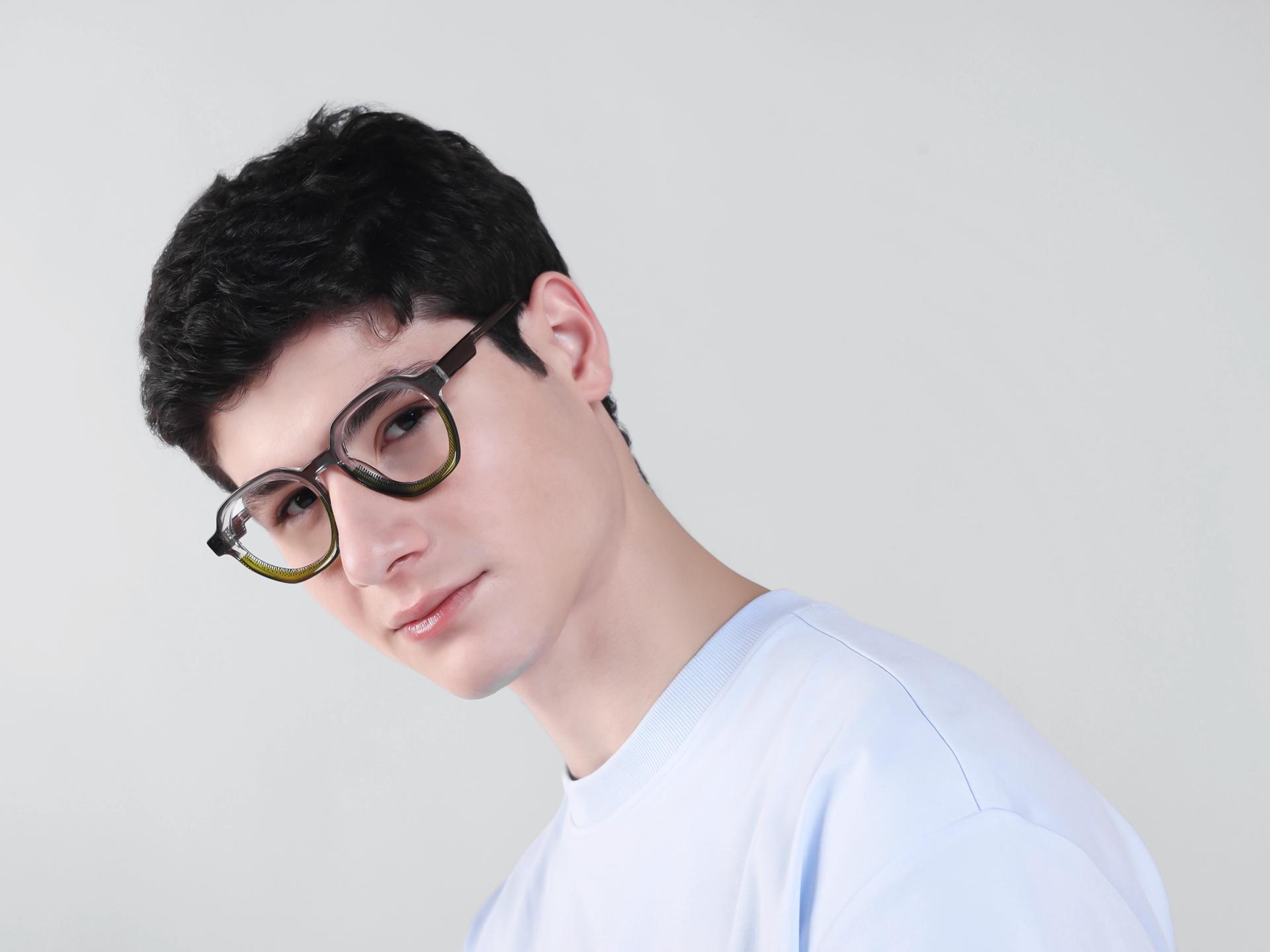 Grey & Green Maze Geometric Fullrim Glasses