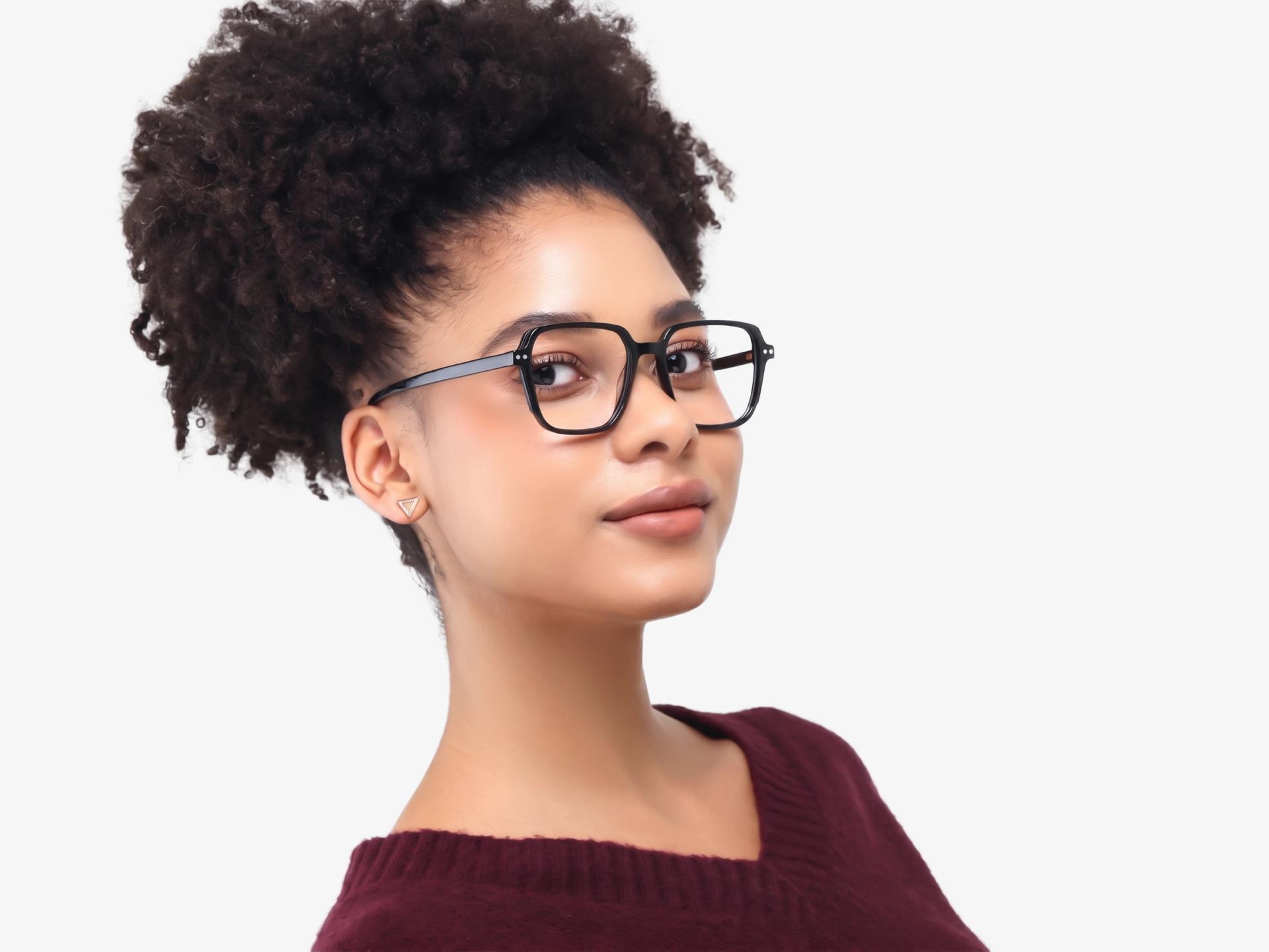 Black Clip-On Glasses – Magnetic Green & Yellow Lenses