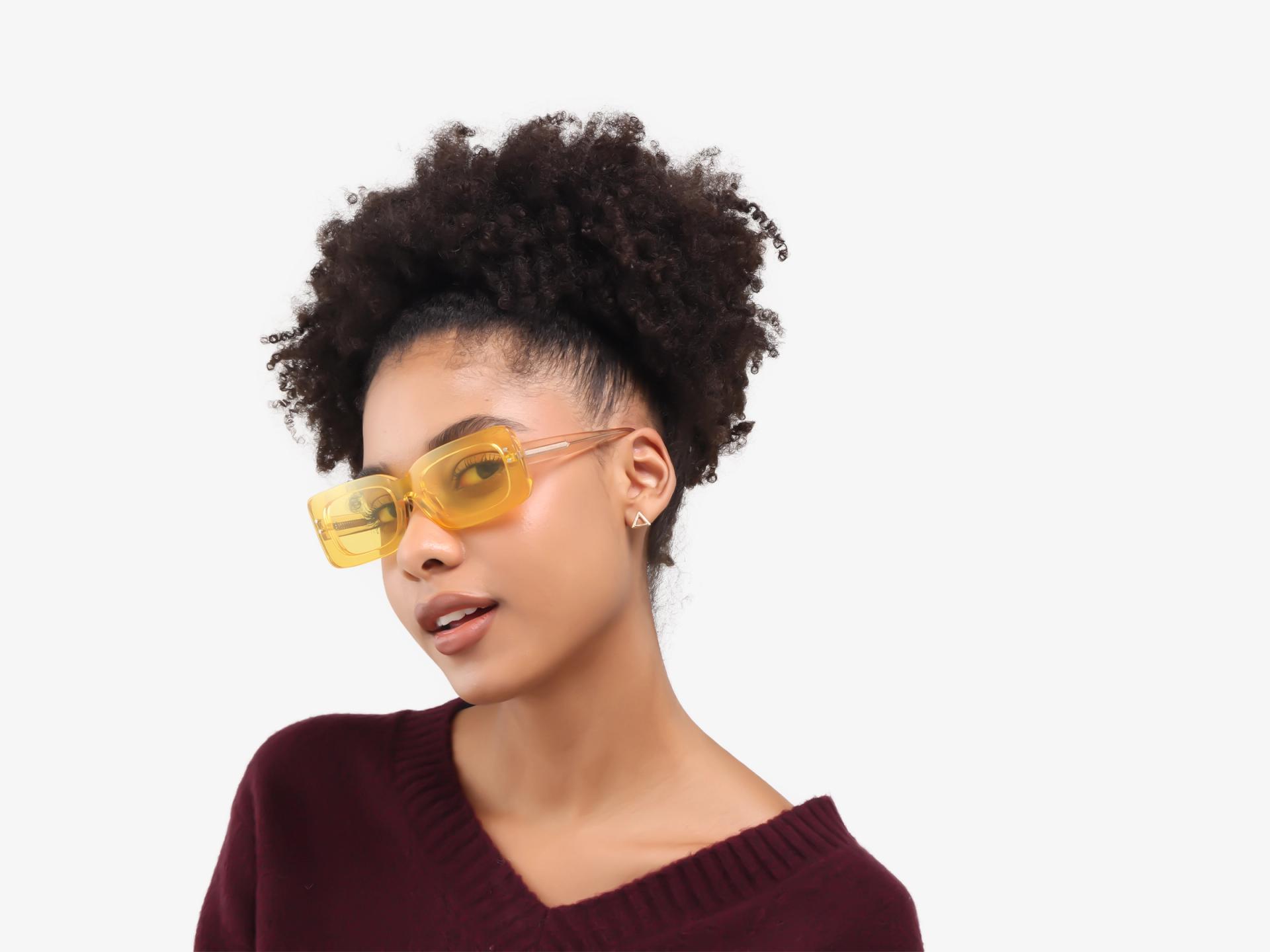Crystal Peach Magnetic Clip-On Glasses – Yellow & Green Lenses