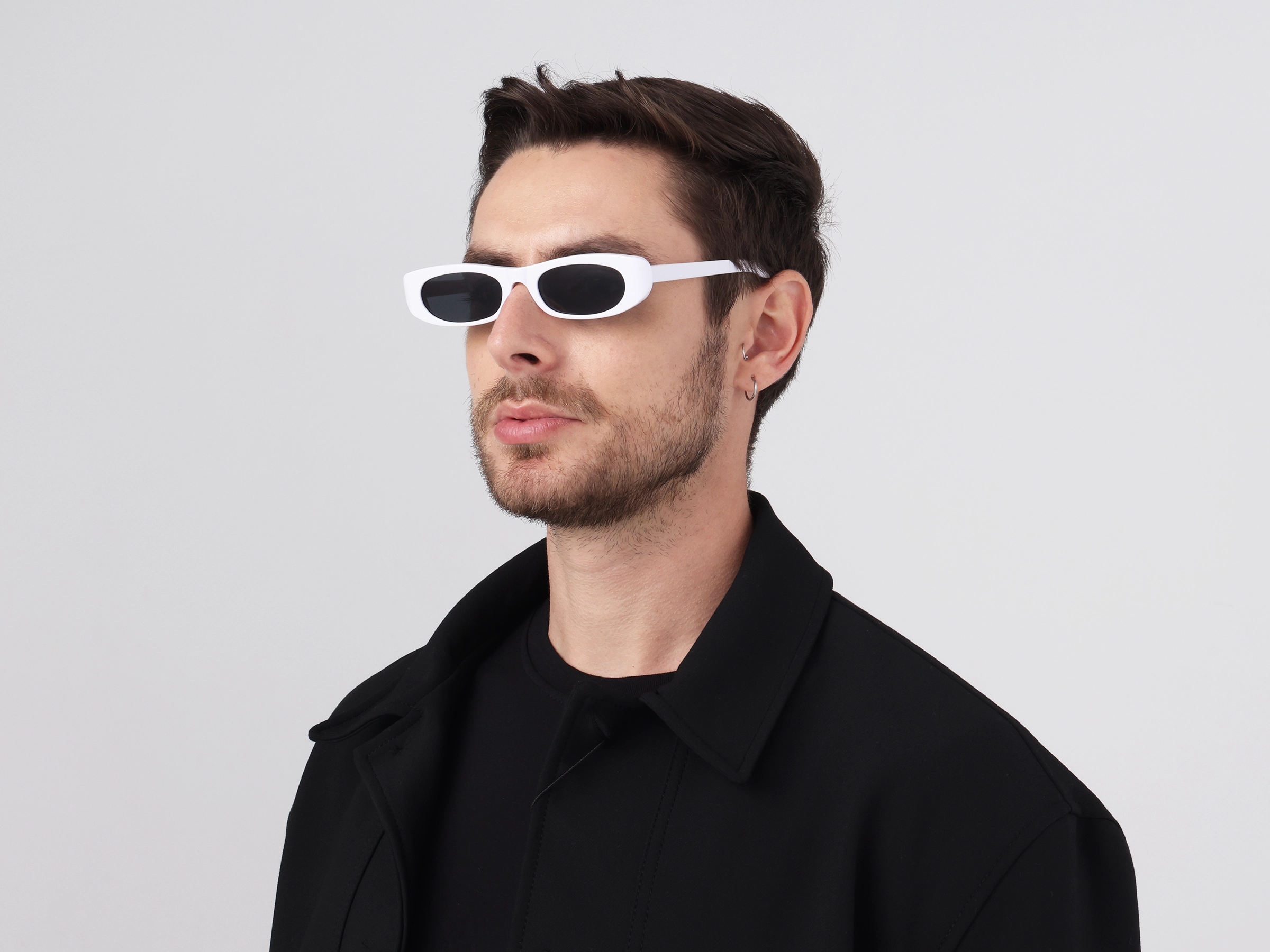 White Full Rim Rectangle Sunglasses1