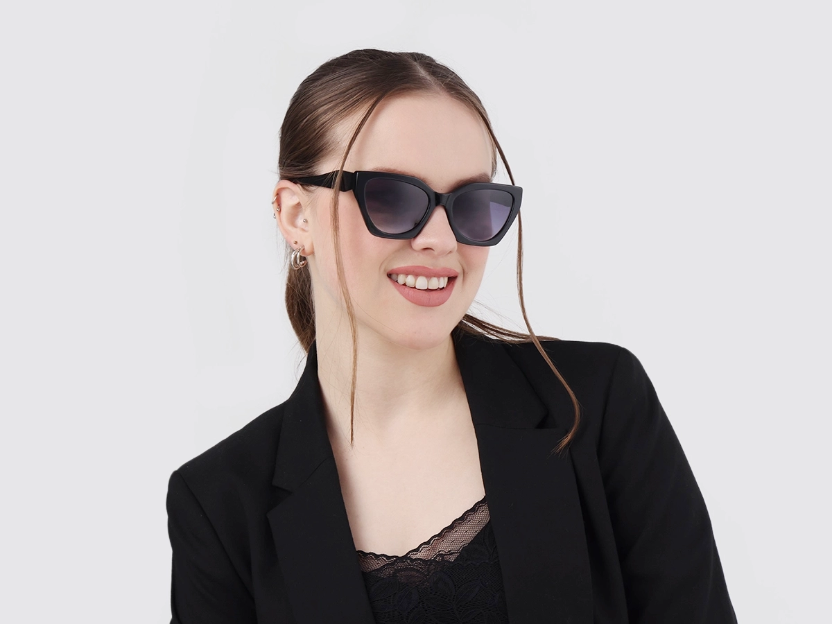 Black Cat-Eye Geometric Sunglasses-52