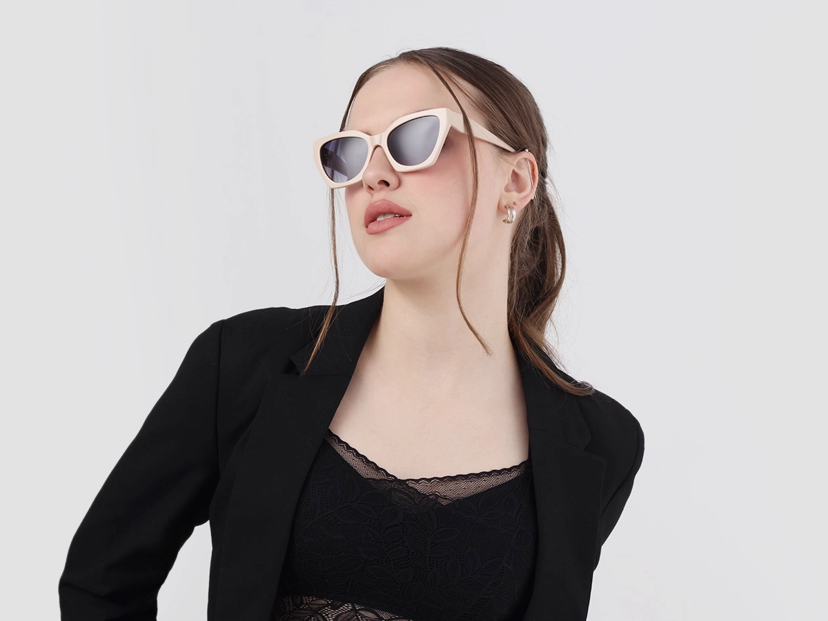 Bisque Cat-Eye Geometric Sunglasses-52