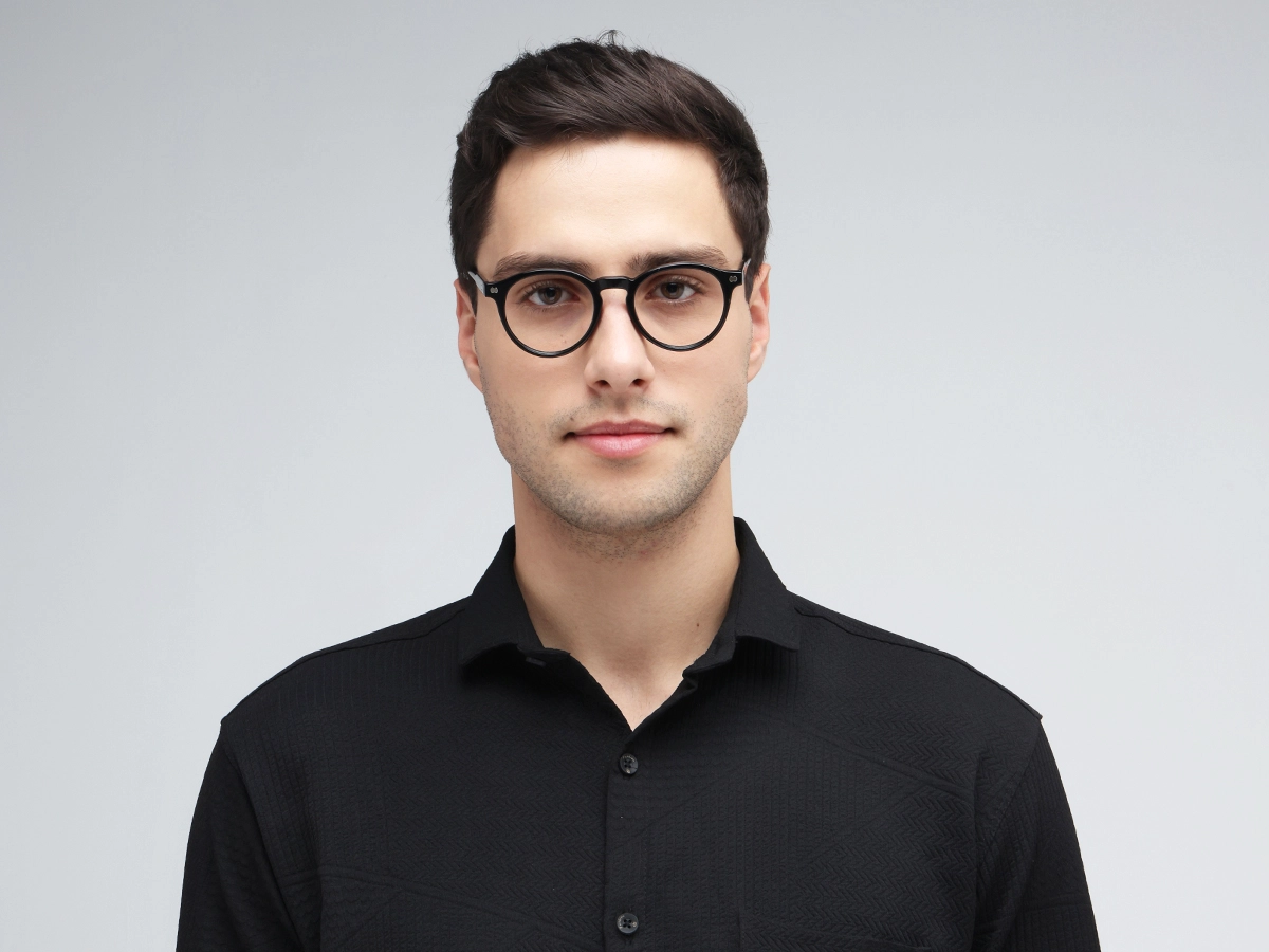 Black Oval Keyhole Bridge Glasses 41
