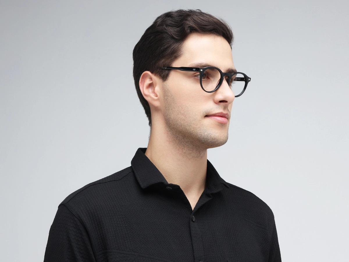 Black Oval Keyhole Bridge Glasses 43