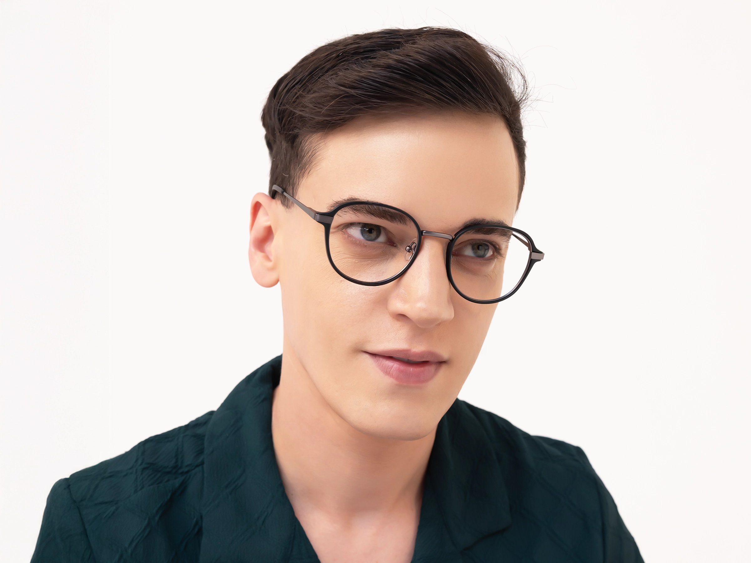 Matte Black & Gunmetal Round Glasses