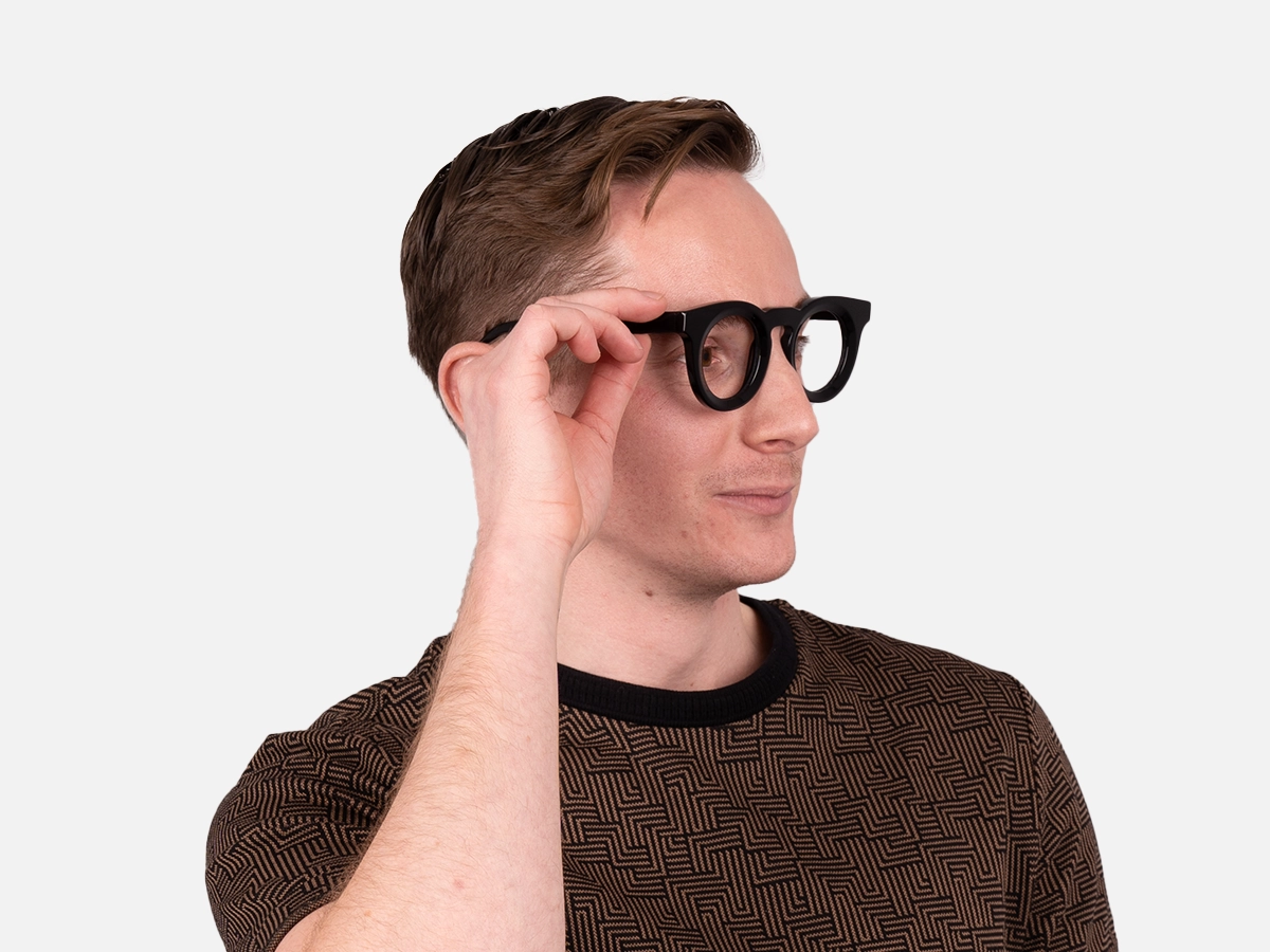 Round Eyeglasses Black-2