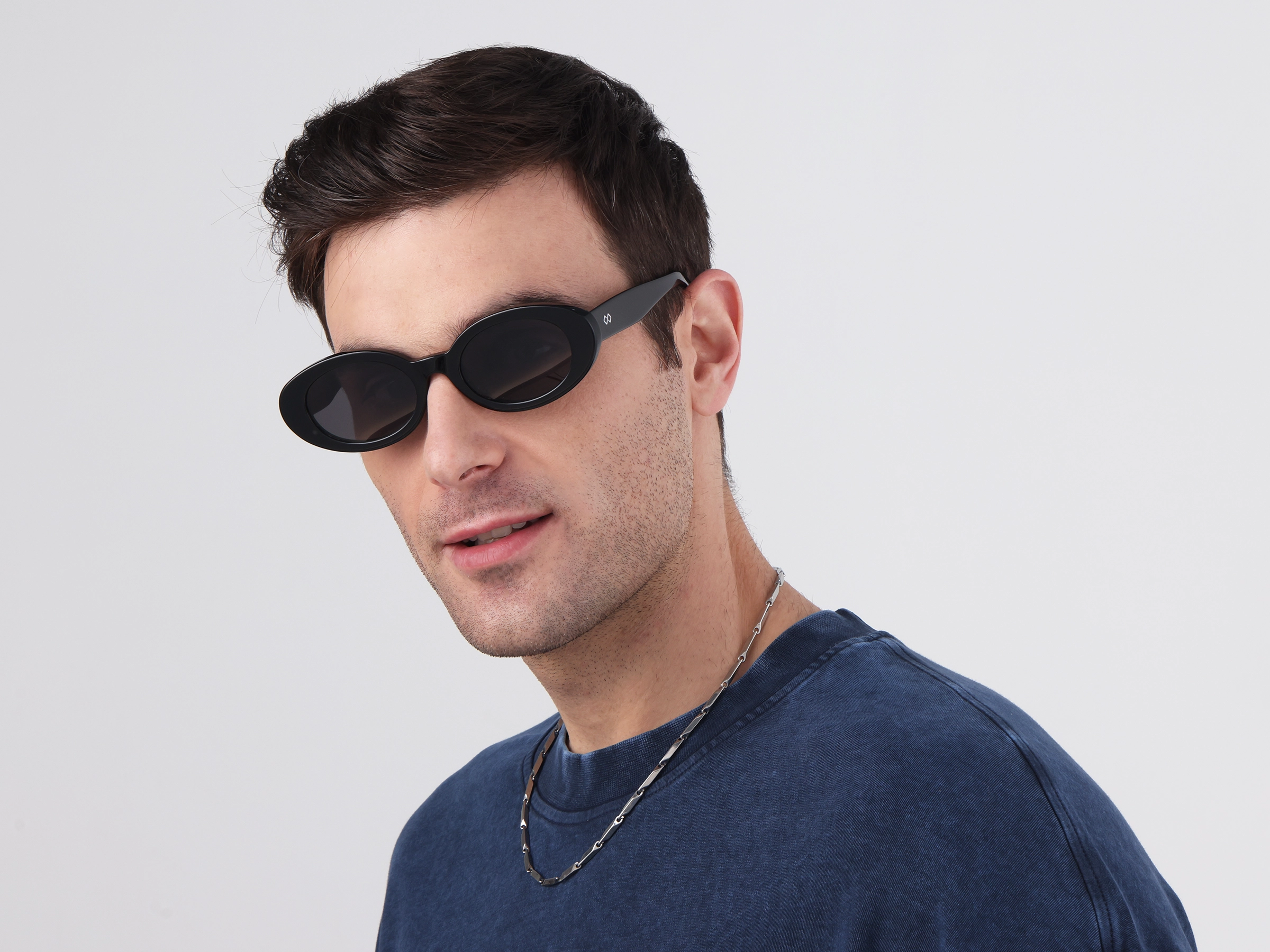 Black Oval Frame With Dark Grey Tint Sunglasses