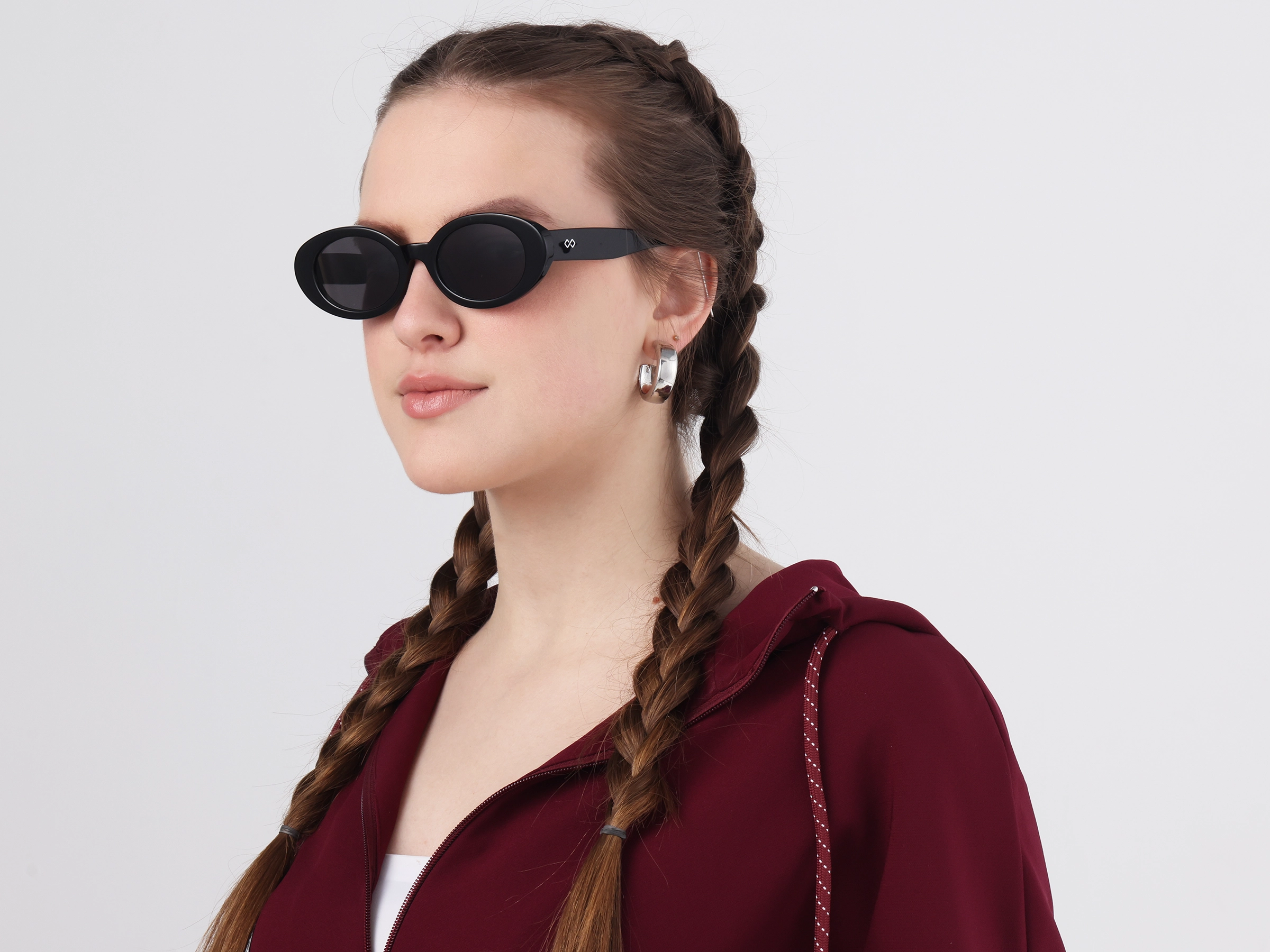 Black Oval Frame With Dark Grey Tint Sunglasses