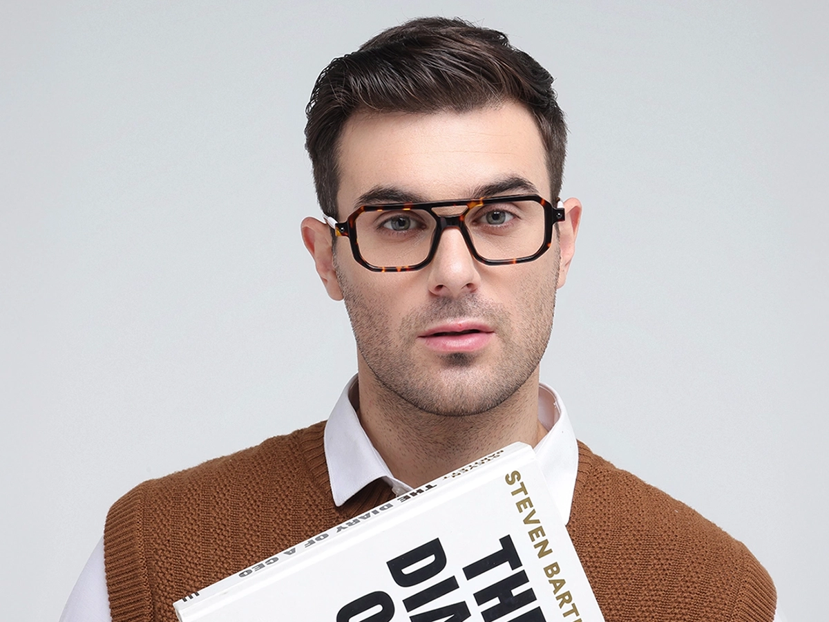 Rectangular Tortoise Glasses 41