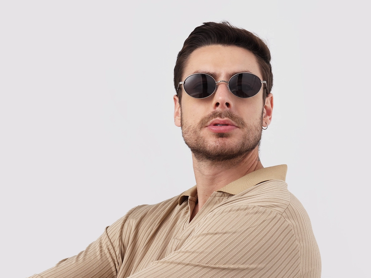 Matte Platinum Silver Oval Full-Rim Sunglasses 41