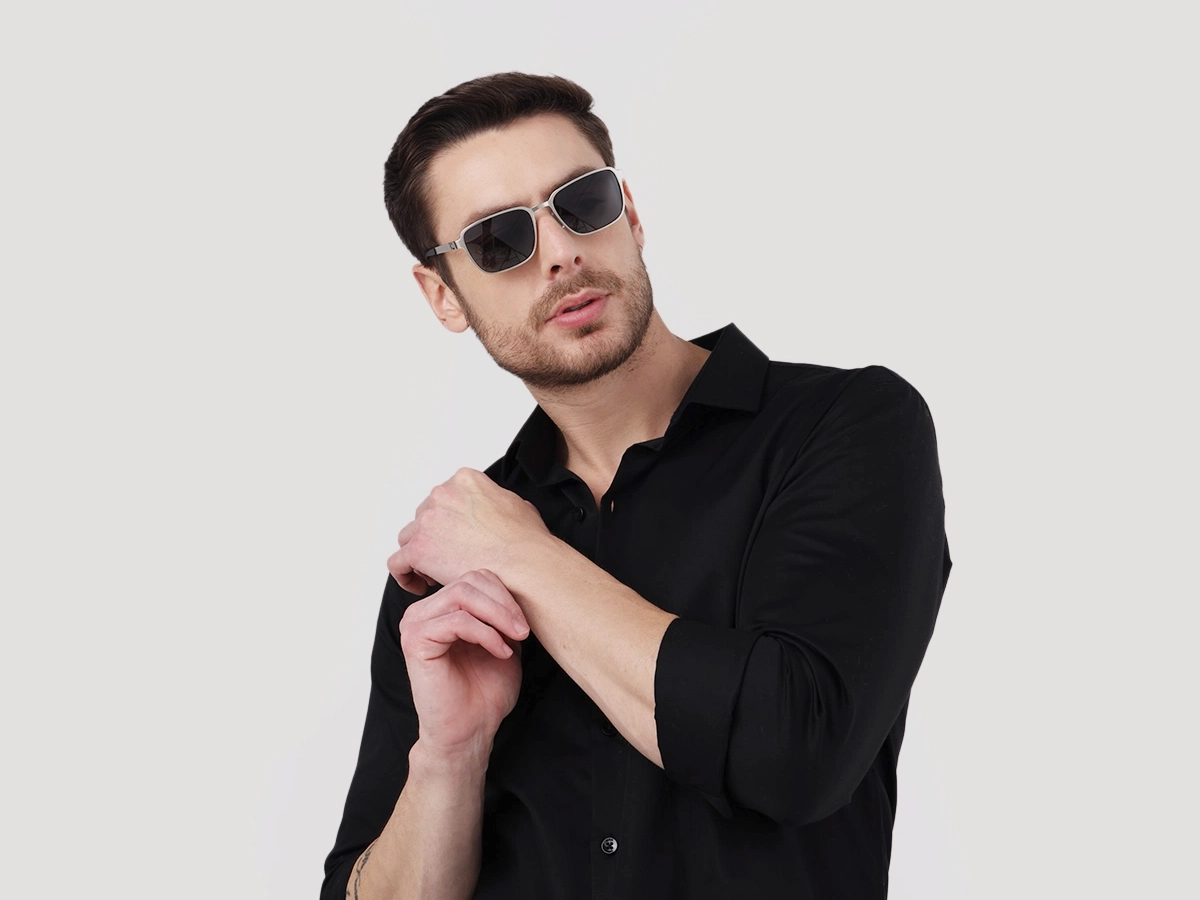 Matte Silver Metal Full-Rim Sunglasses With Nose Pads  43