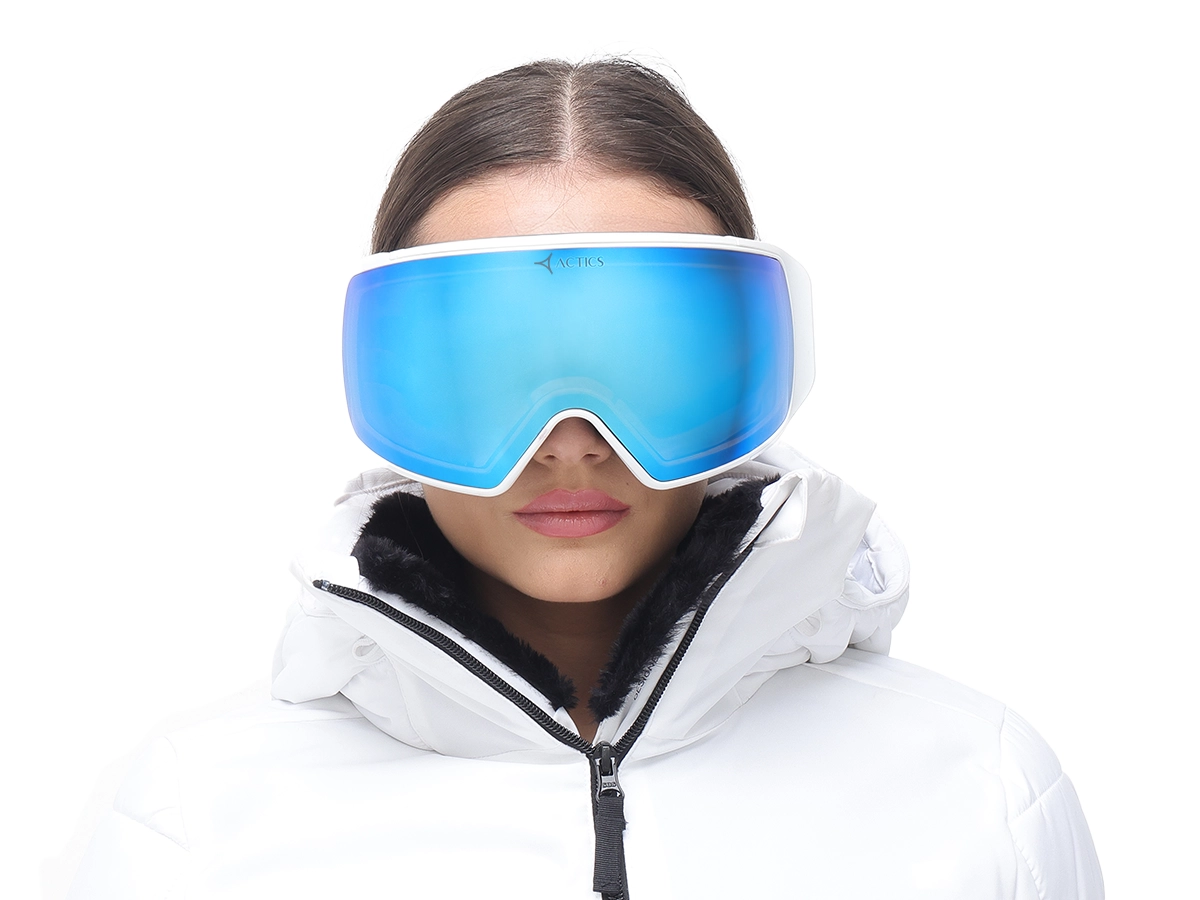 White Ski Goggles for Pro Skiers - 53