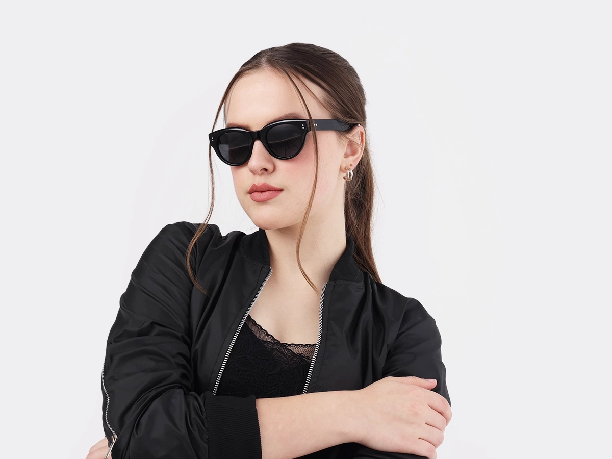 Black Cat-Eye Full Rim Acetate Sunglasses 52