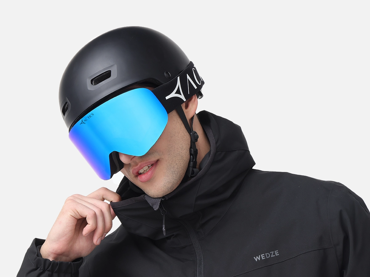 Black TPU Ski Goggles With Revo Lenses - 42