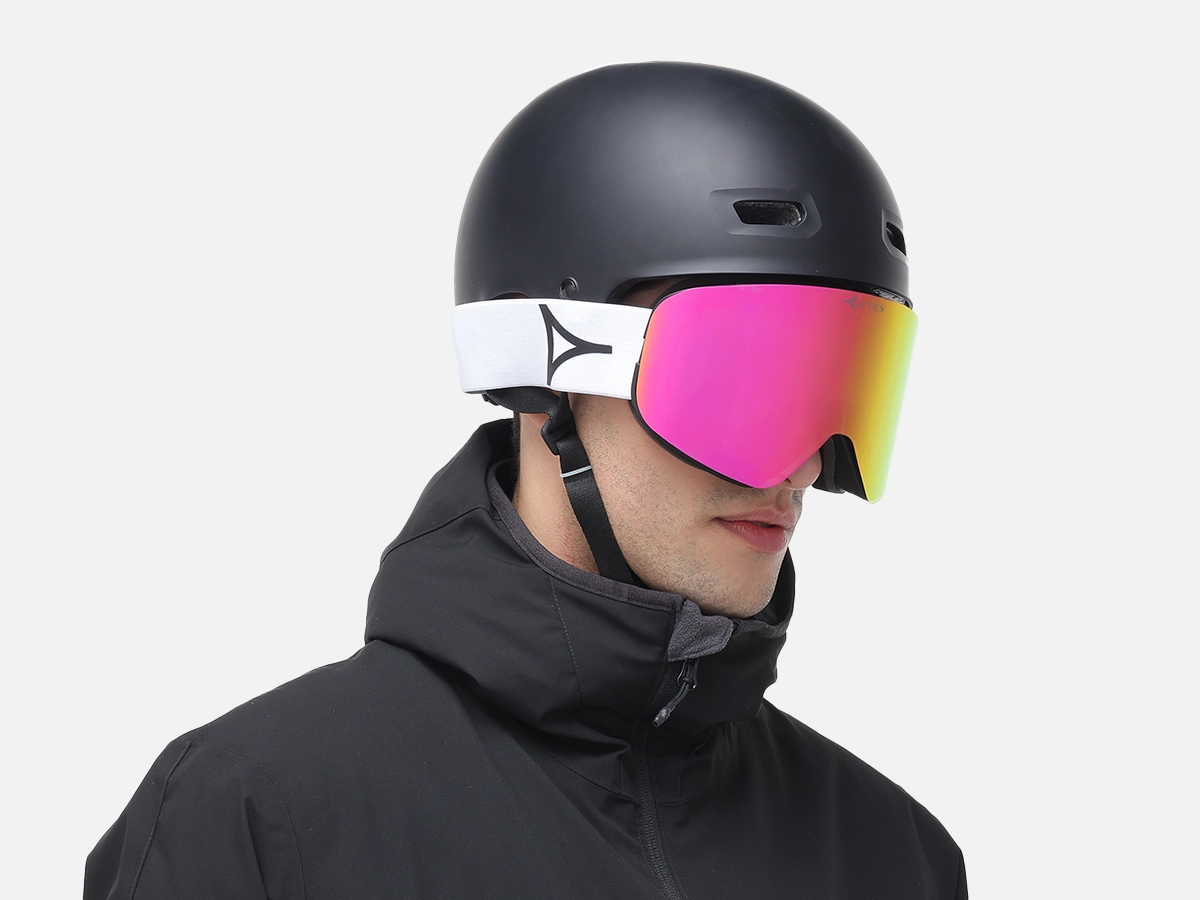 Black FALCON Ski Goggles - 44