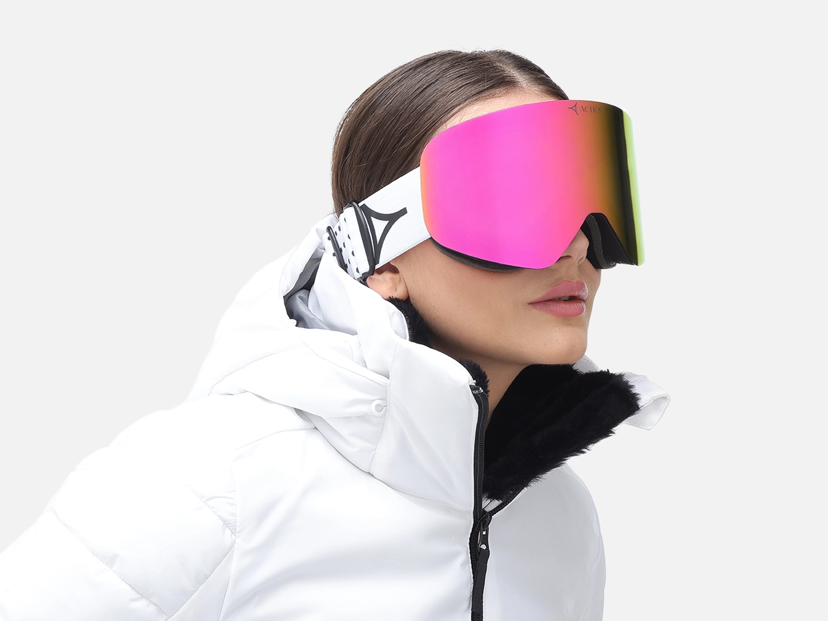 Black FALCON Ski Goggles - 54