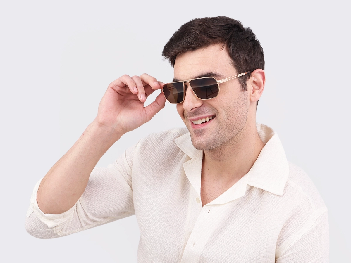 Matte Champagne Gold Pilot Sunglasses 41