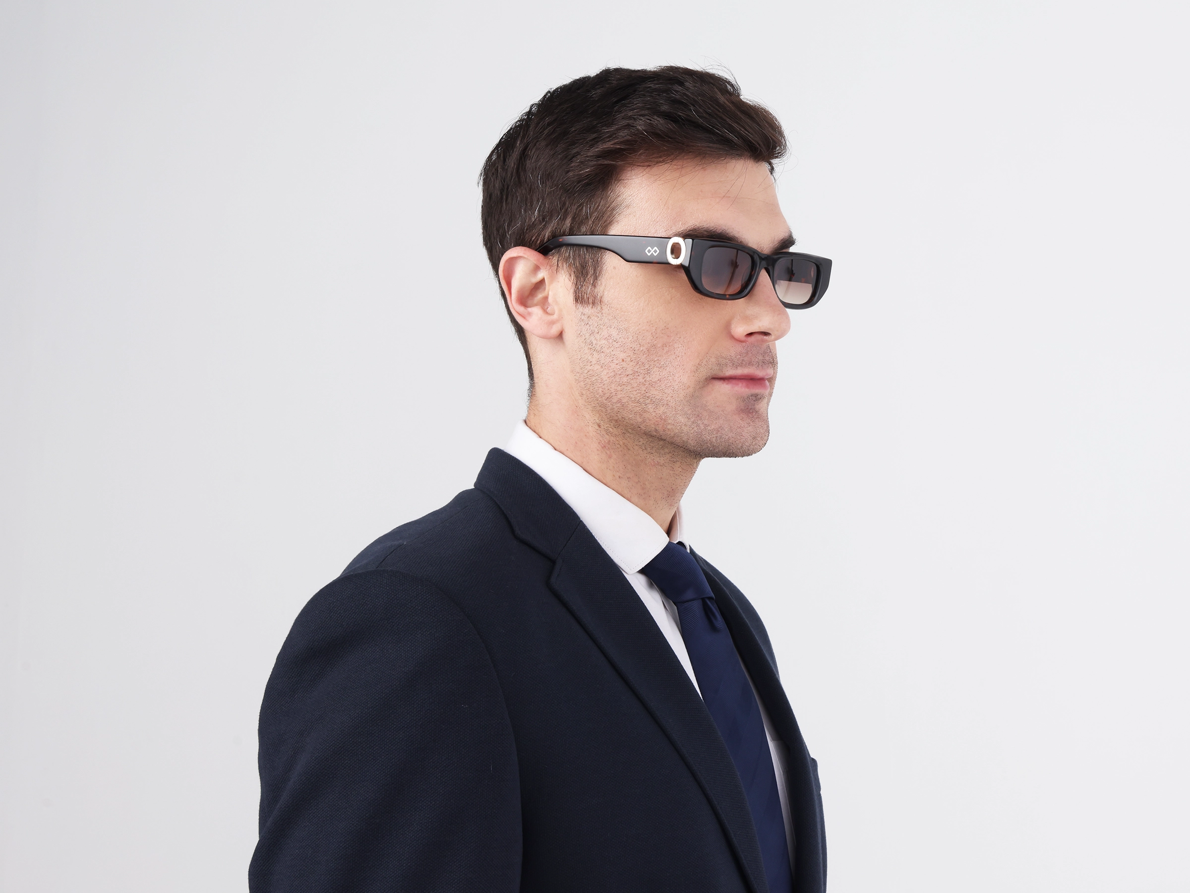 Tortoise Frame With Brown Gradient Tint-42