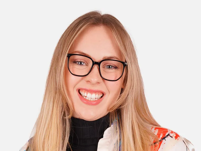 Plain Black Glasses-2