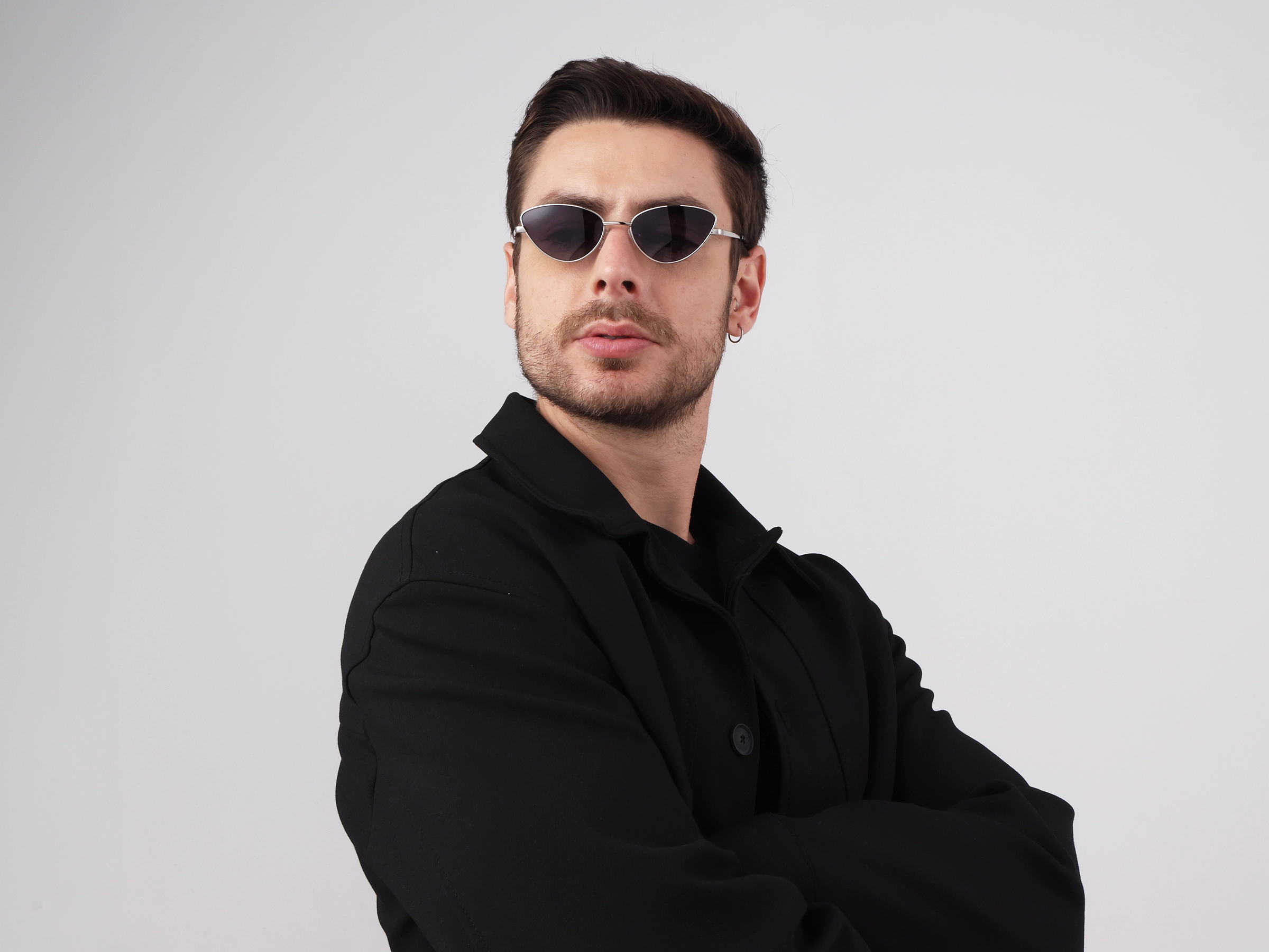 Silver Metal Full-Rim Cat-Eye Sunglasses 1