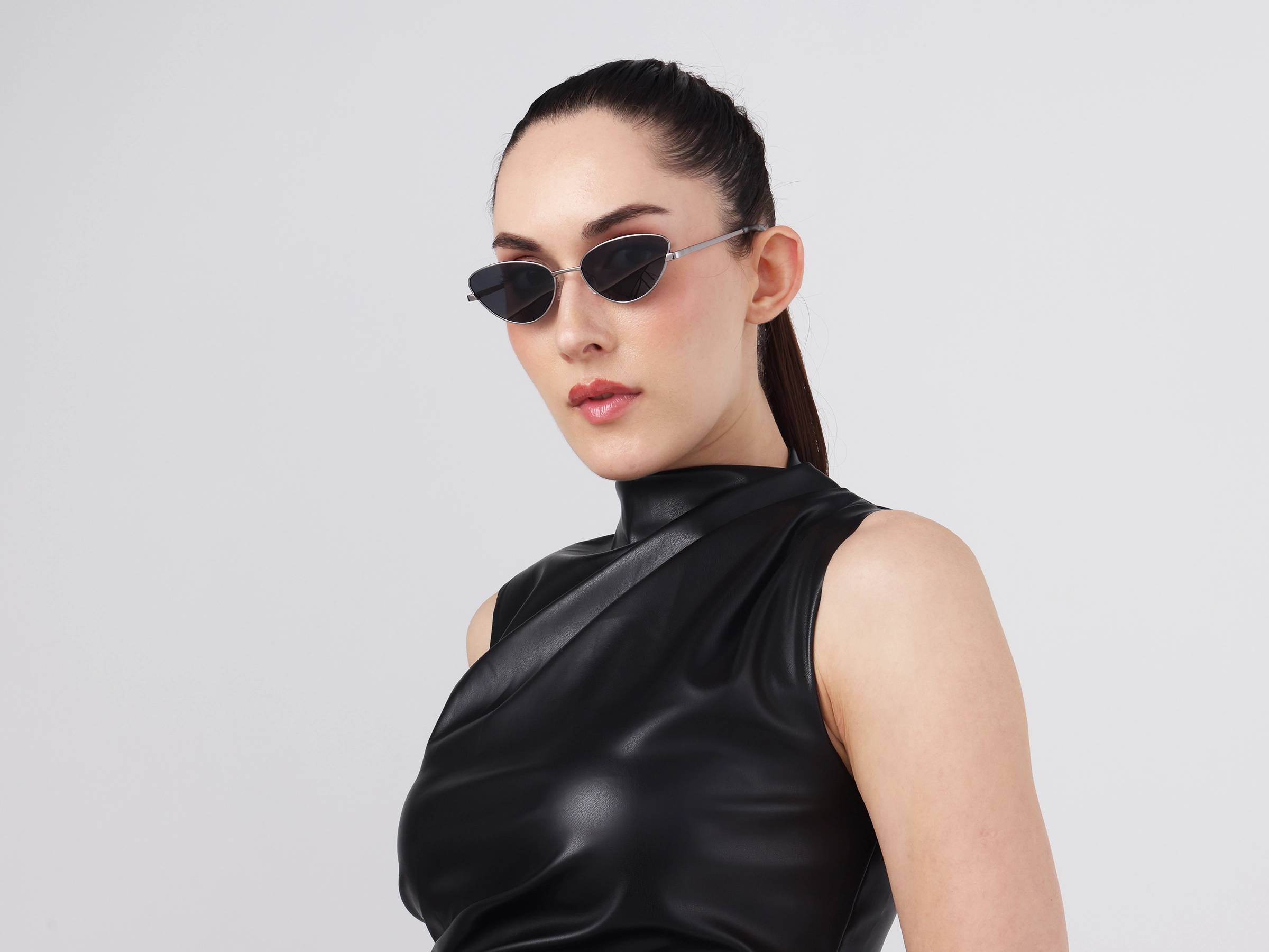 Silver and Black Marble Cat-Eye Sunglasses 11