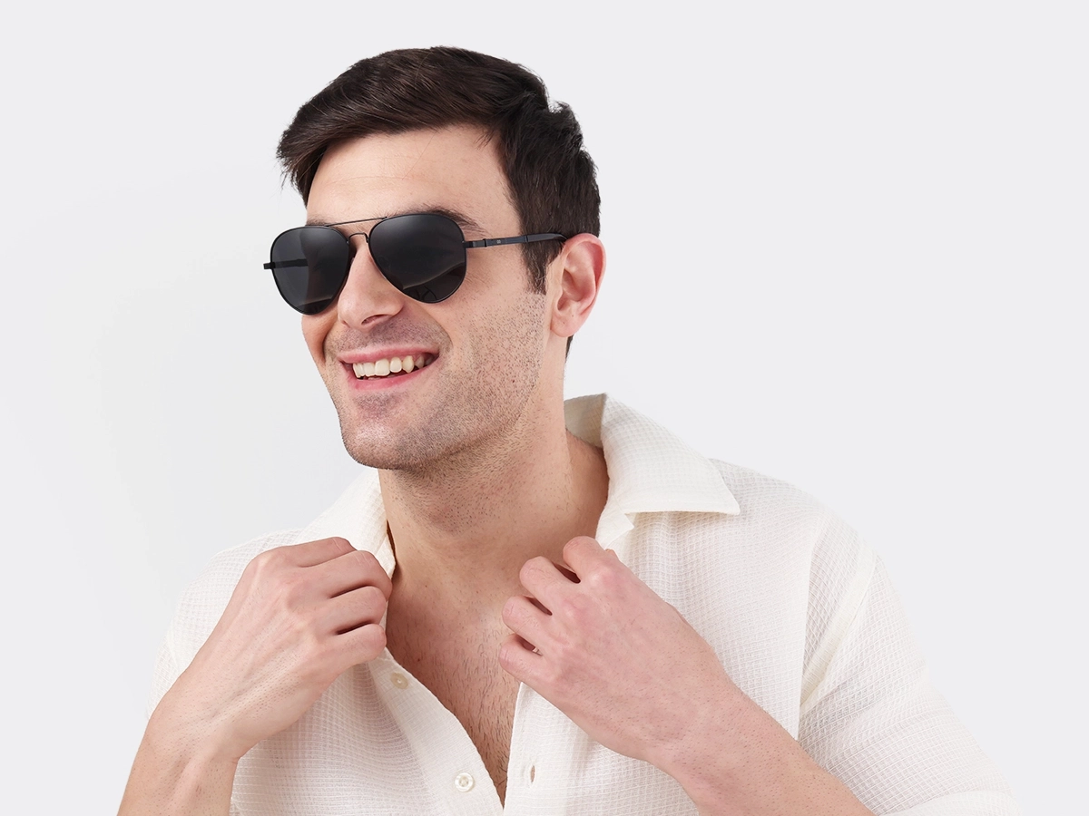 Black Lightweight Metal Pilot Sunglasses 42