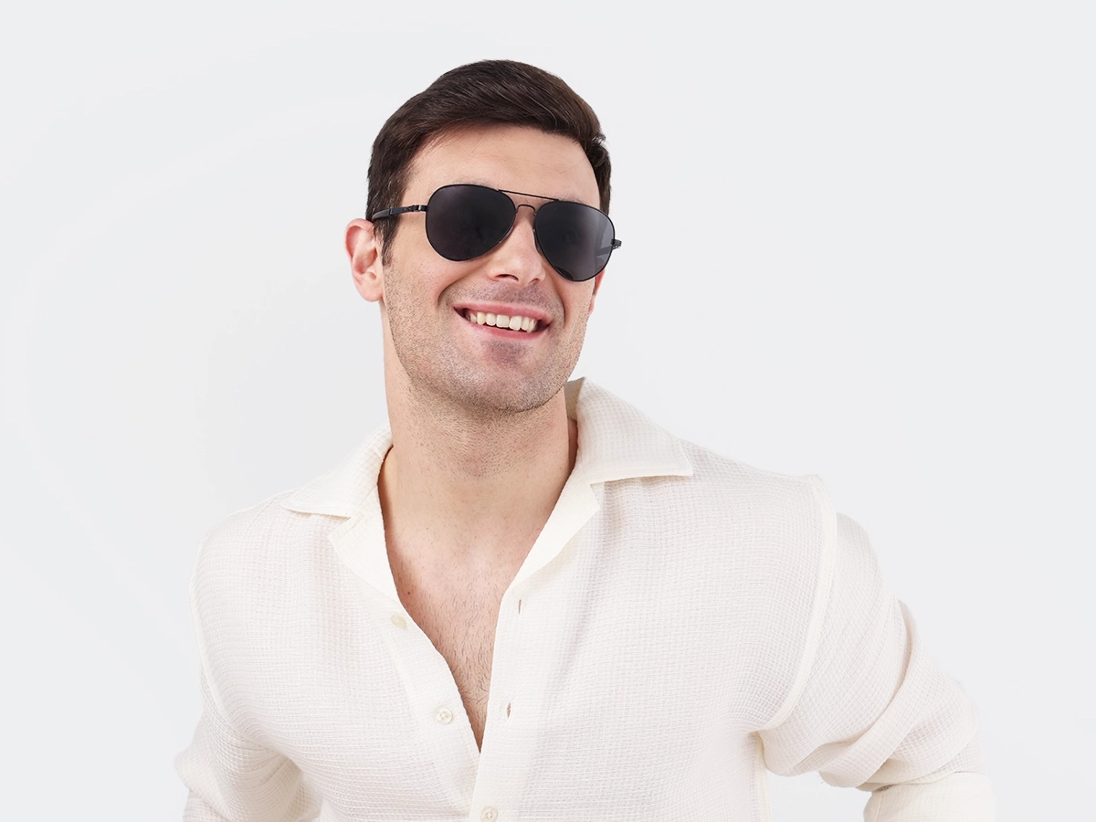 Black Lightweight Metal Pilot Sunglasses 41