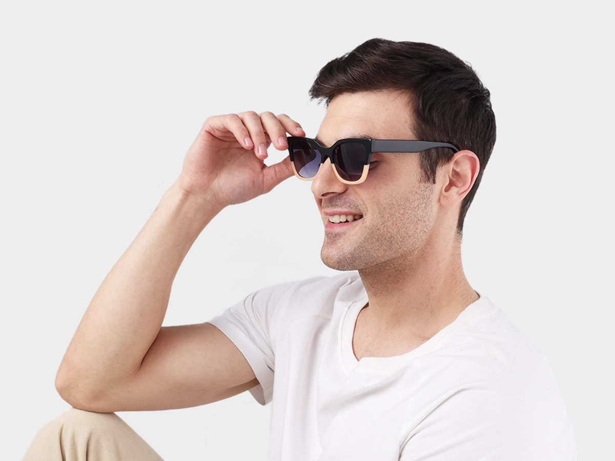 Black & Beige Square Sunglasses 42