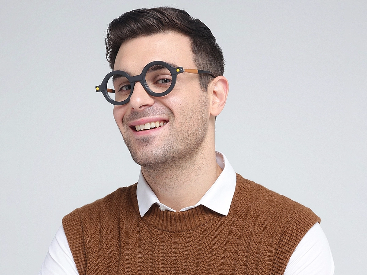 Black Oval Glasses 43
