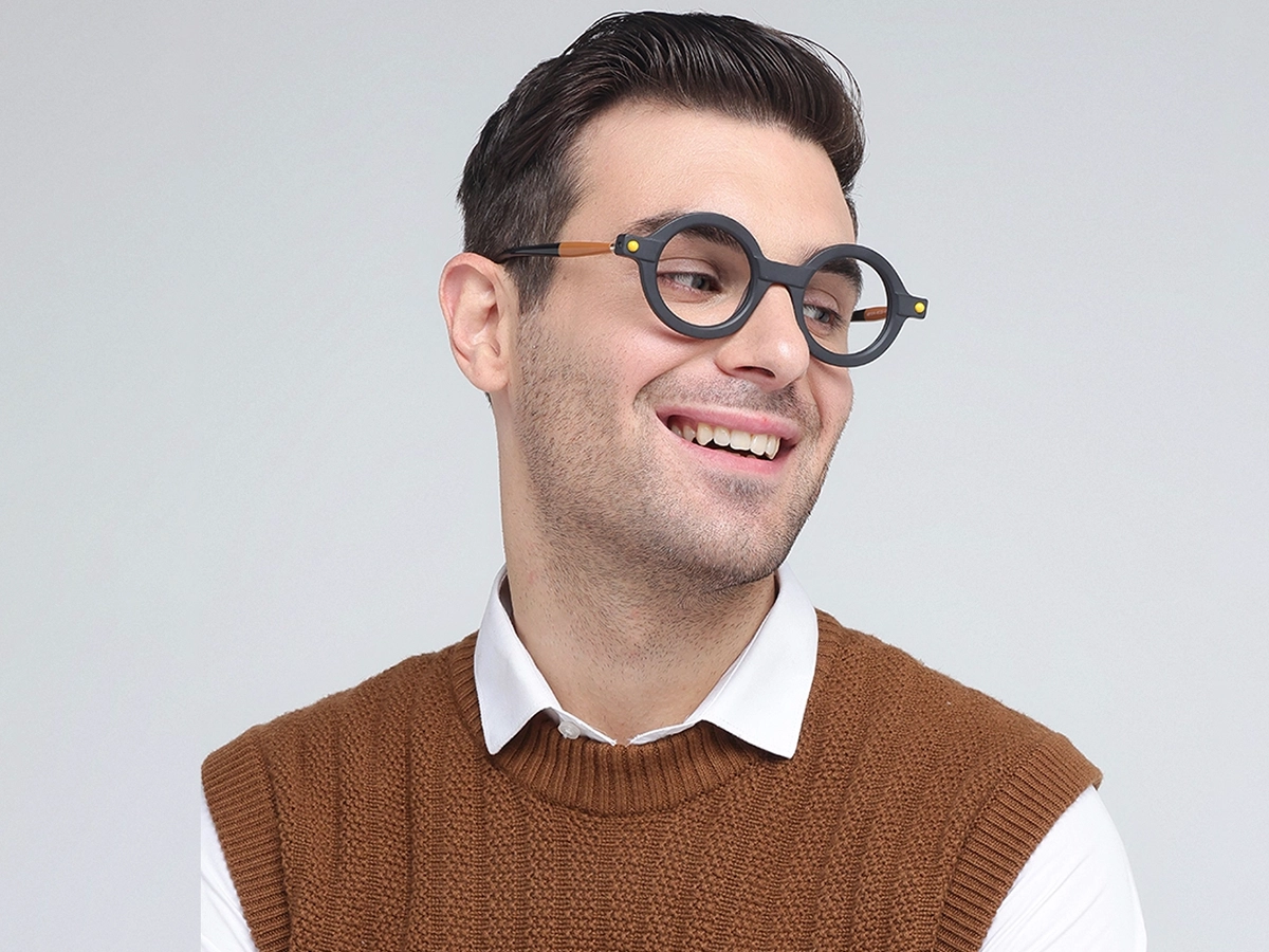 Black Oval Glasses 42