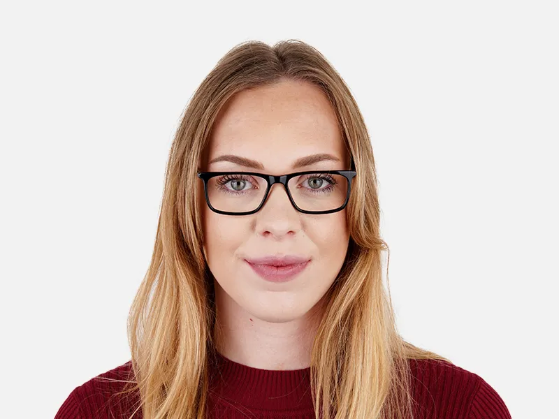 designer-black-glasses-in-rectangular-shape-frames-2