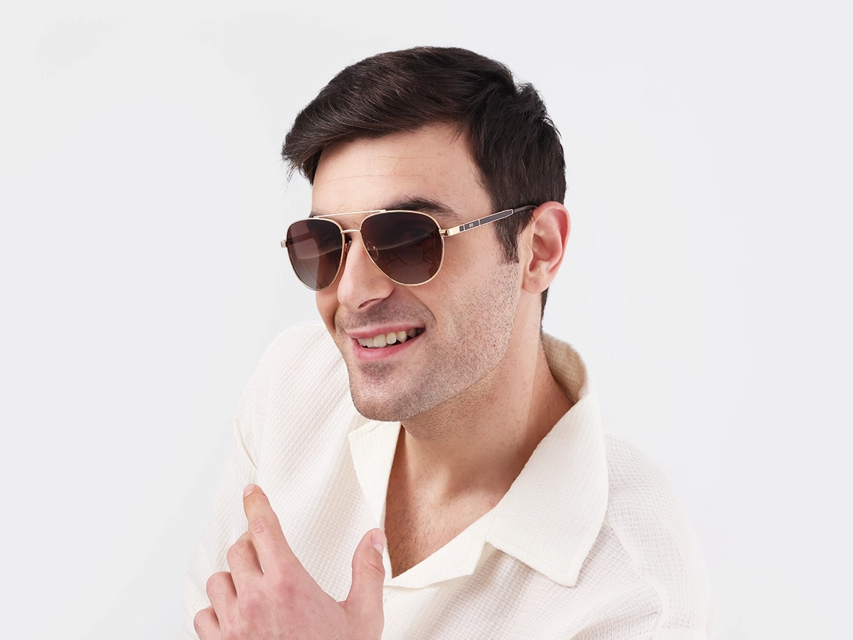 Gold Lightweight Full Rim Metal Sunglasses 43