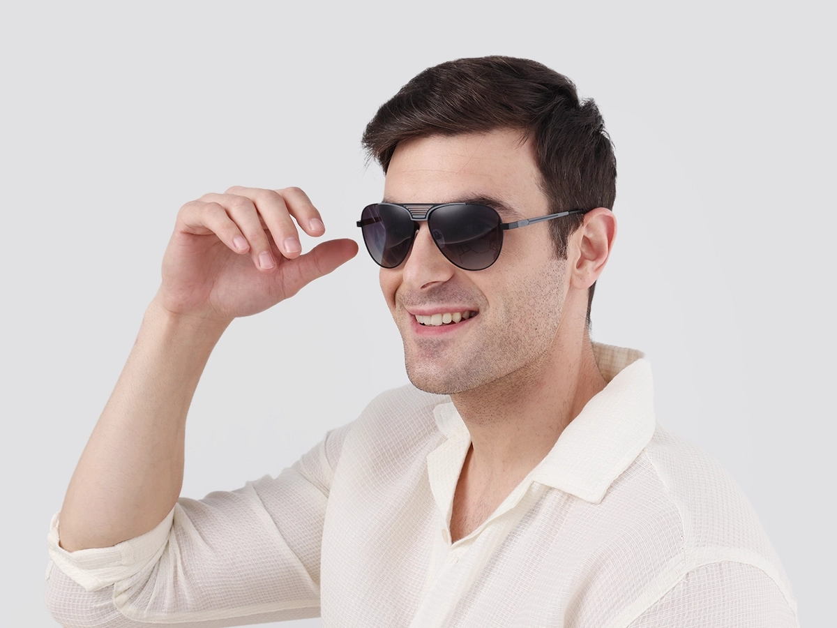 Black Metal Pilot Sunglasses With Nose Pad 43