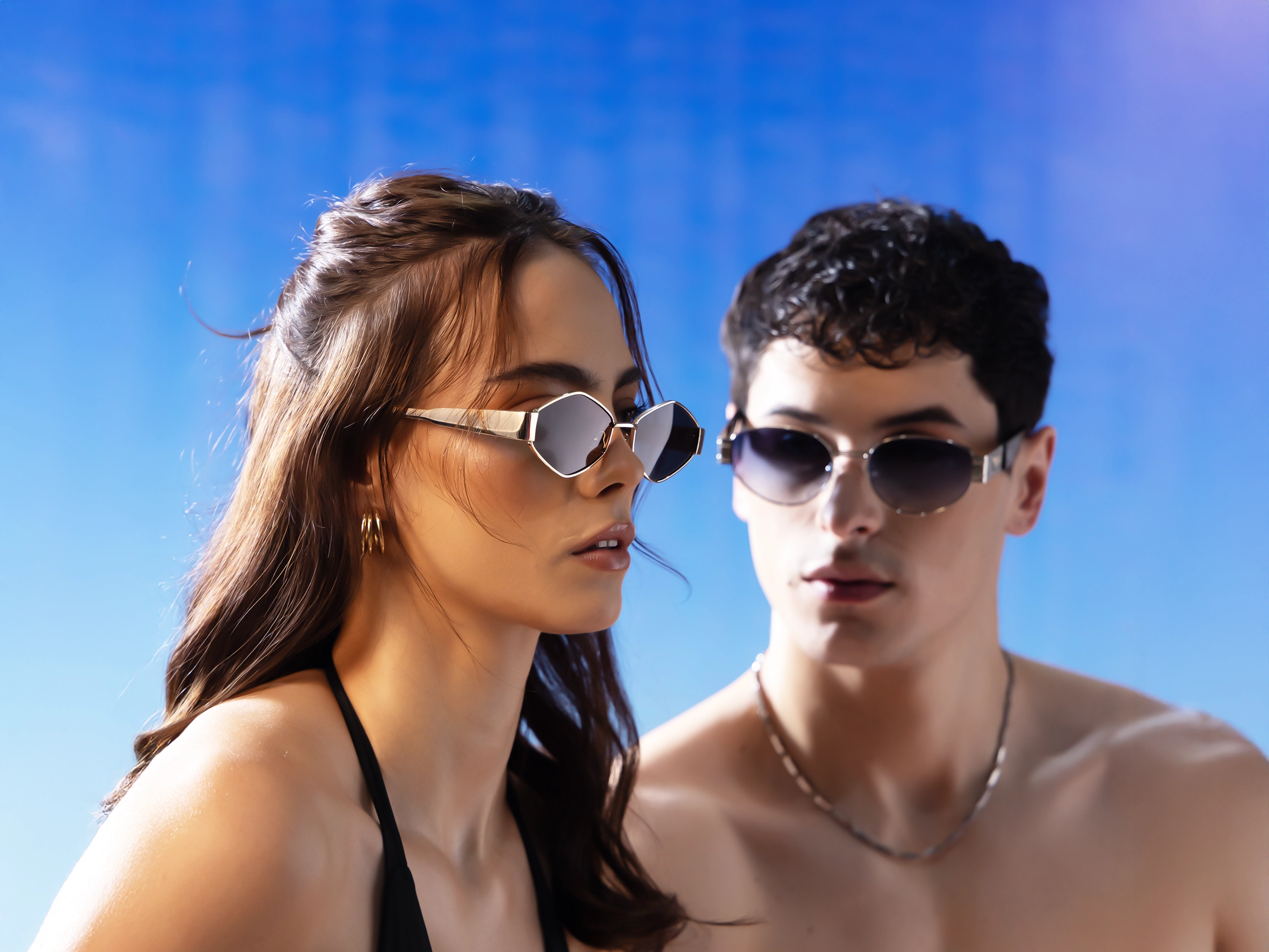 Silver Metal Frame Oval Sunglasses With Blue Tint