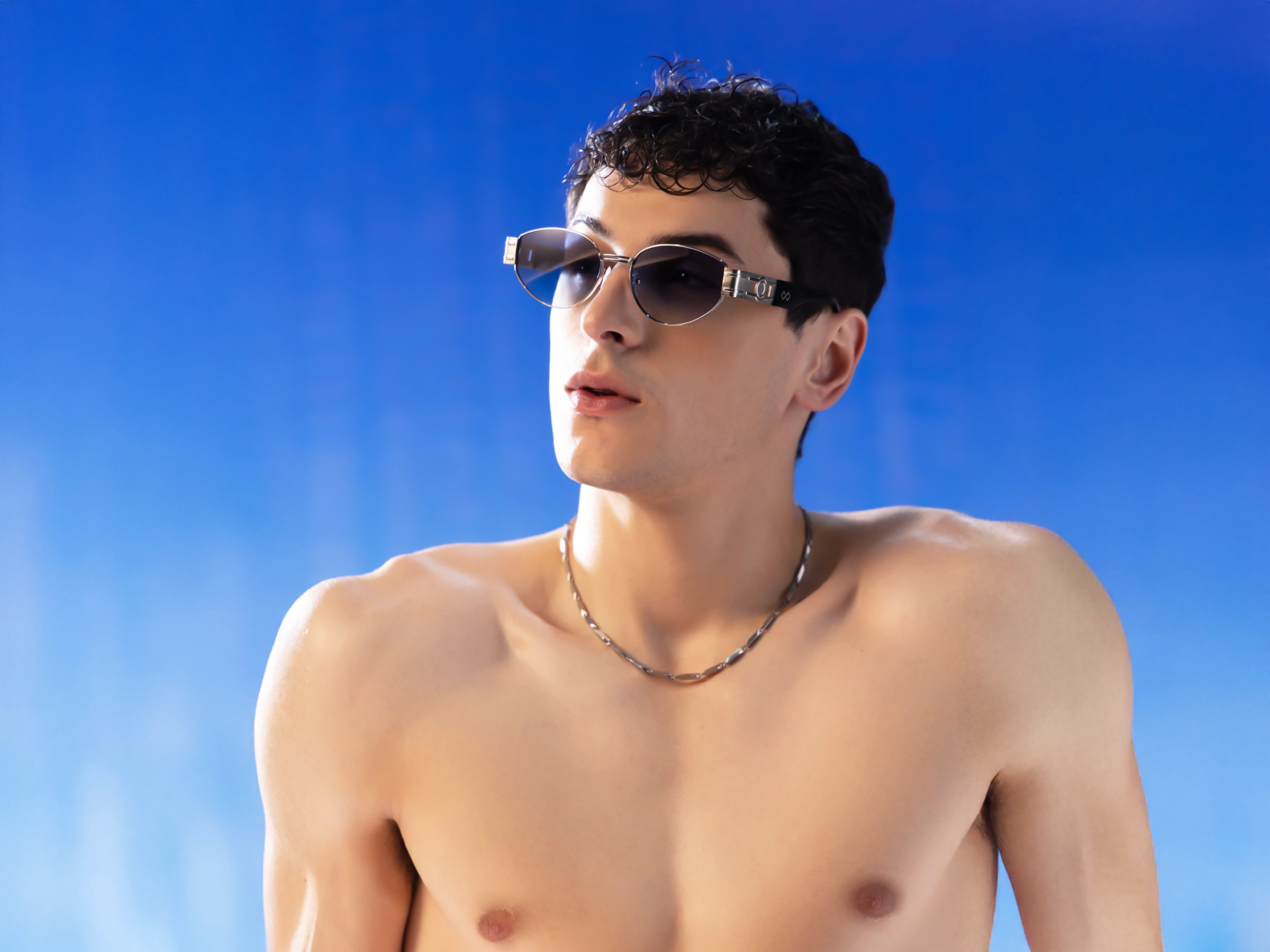 Silver Metal Frame Oval Sunglasses With Blue Tint