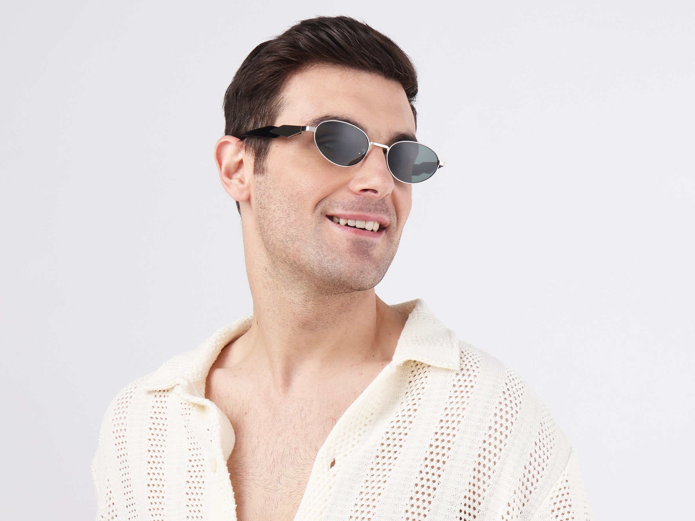 Oval keyhole Sunglasses With Green Tint