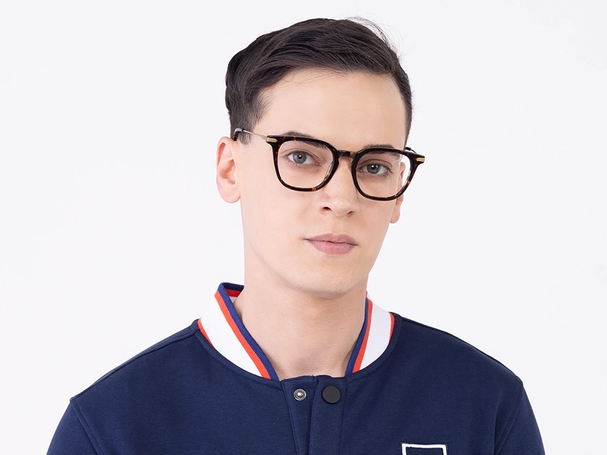 Havana Tortoise With Gold Temple 41