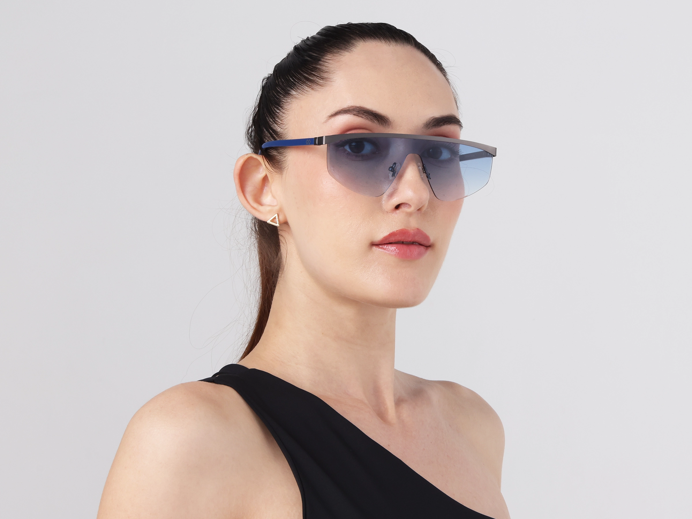 Geometric Blue Gradient Tint Sunglasses