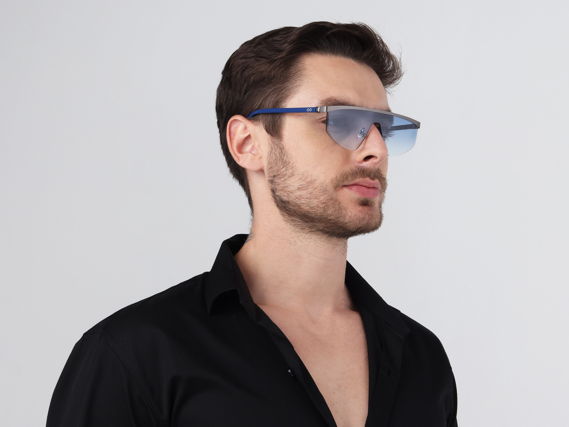 Geometric Blue Gradient Tint Sunglasses