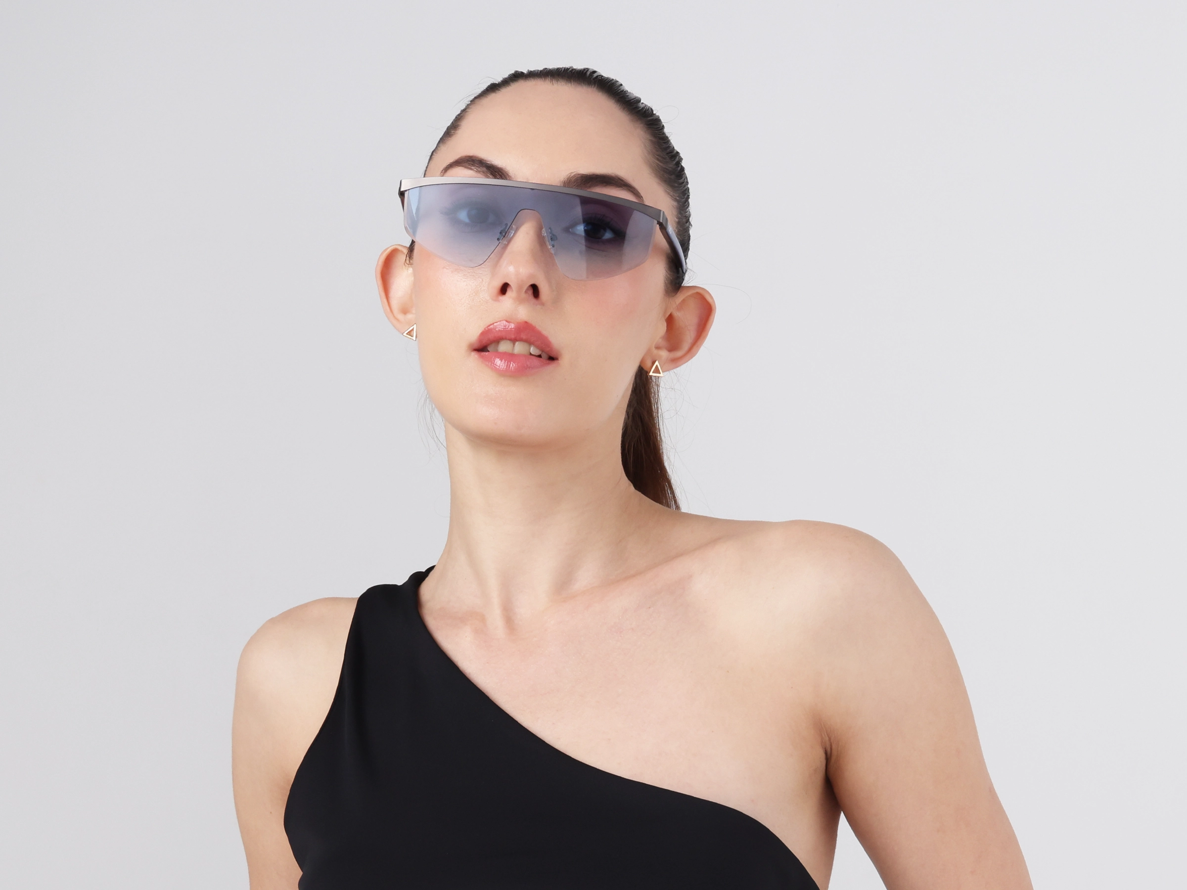 Geometric Blue Gradient Tint Sunglasses