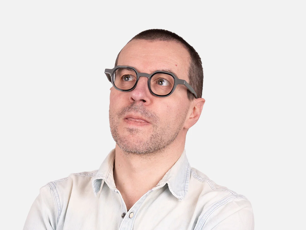 grey-round-glasses-42