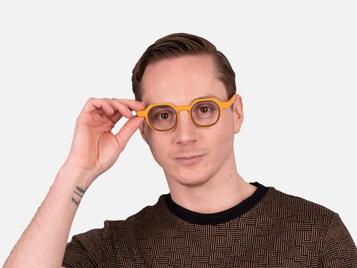 orange-reading-glasses-42